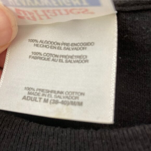 Bon Jovi 2011 Tour Shirt Size Medium - Picture 3 of 3